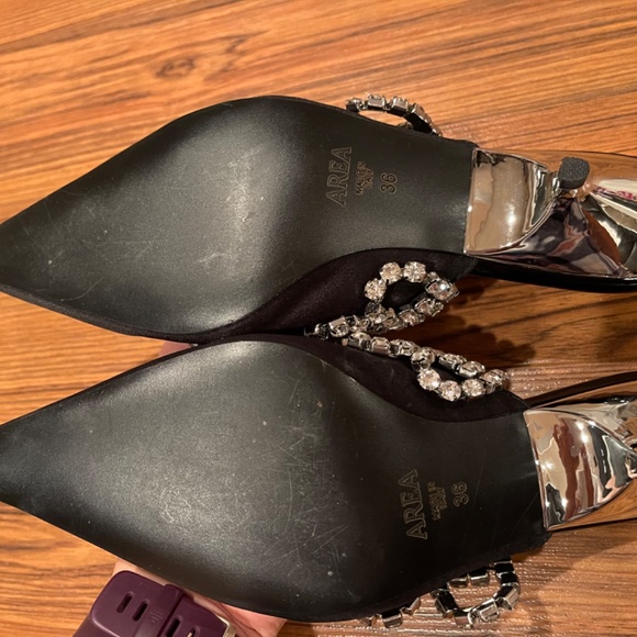 Area heals - Picture 2 of 2